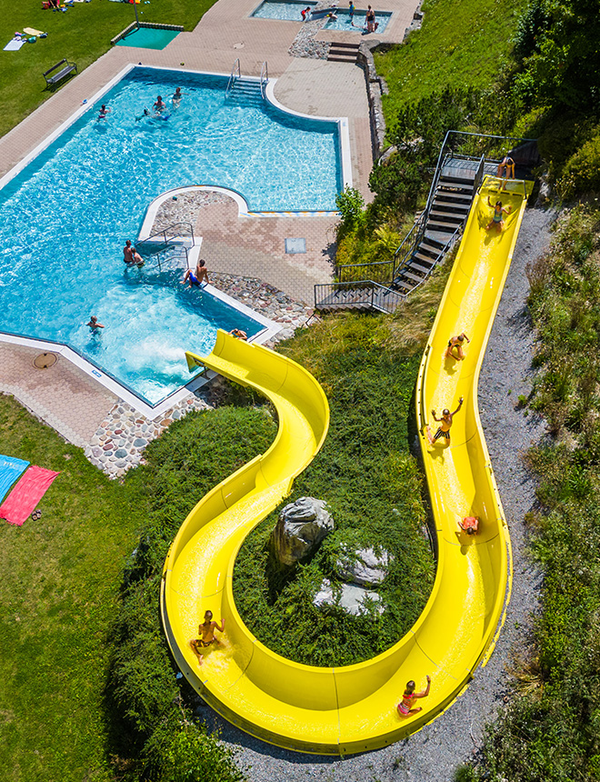 das_kleine_berghotel_lesachtal_freibad_in_liesing_660x860px